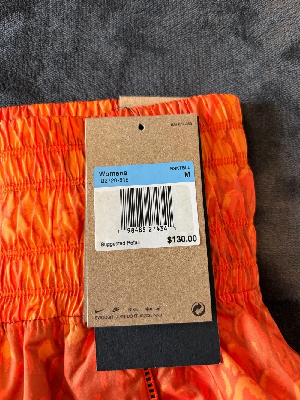 Nike Women's KOBE Woven Bright Orange skirt- M